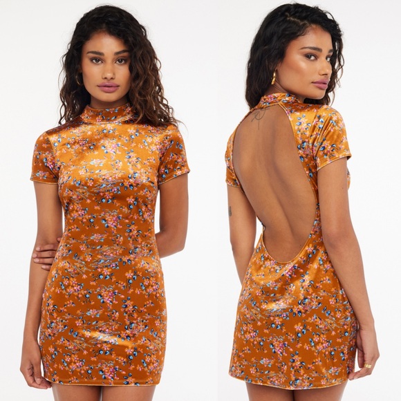 Savage X Fenty Dresses & Skirts - Savage X Fenty Psychedelic Velvet Slip Dress Distorted Bloom Open Back Medium